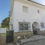 Canovas - Casa Con Jardin Privado En Centro Nerja