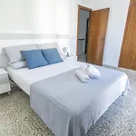 Holiday home Canovas - Casa Con Jardin Privado En Centro