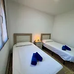 Holiday home Canovas - Casa Con Jardin Privado En Centro Nerja