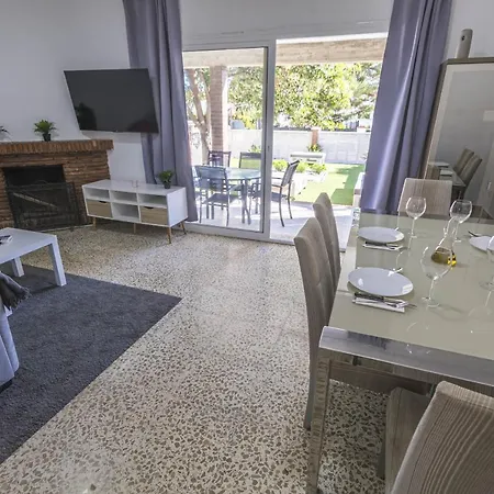 Canovas - Casa Con Jardin Privado En Centro *