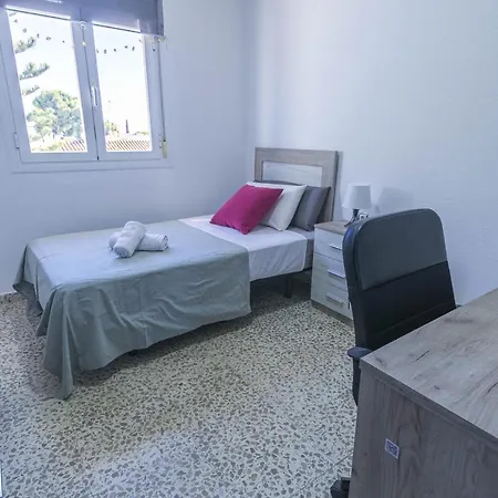 Canovas - Casa Con Jardin Privado En Centro Holiday home Nerja