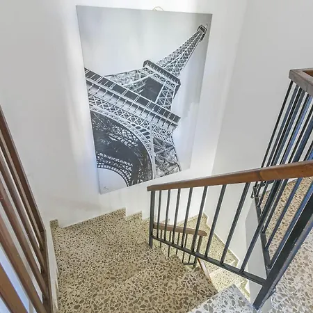 Canovas - Casa Con Jardin Privado En Centro Nerja