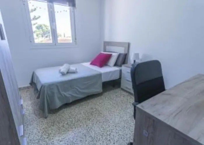 Ferienhaus Canovas - Casa Con Jardin Privado En Centro Nerja