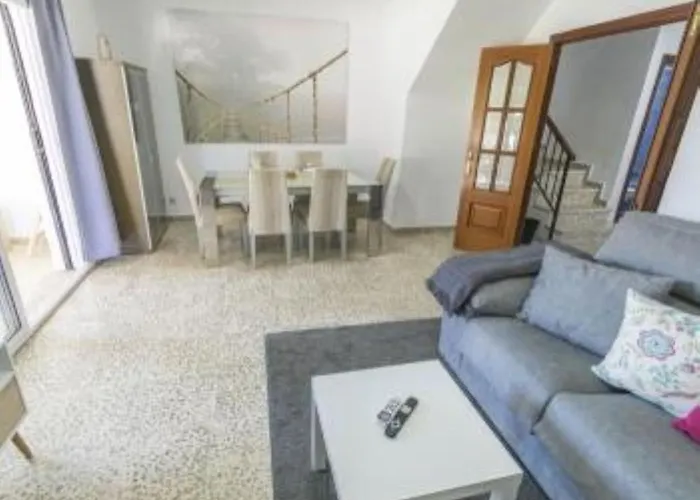 Canovas - Casa Con Jardin Privado En Centro