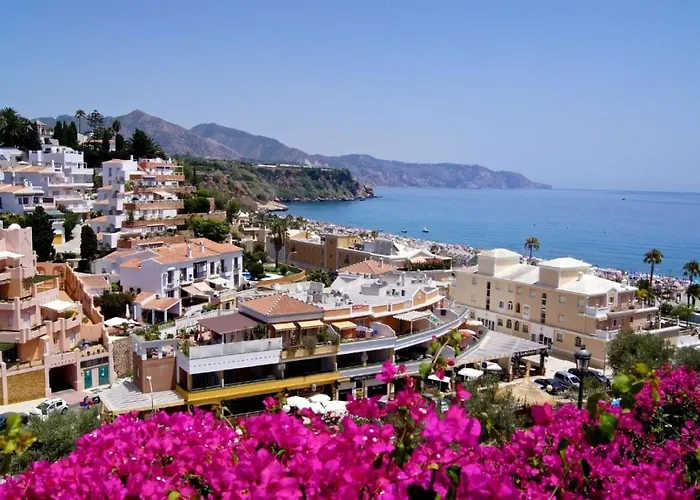 Ferienhaus Canovas - Casa Con Jardin Privado En Centro Nerja