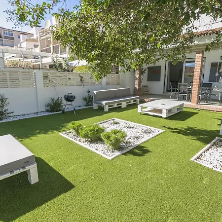 Canovas - Casa Con Jardin Privado En Centro *