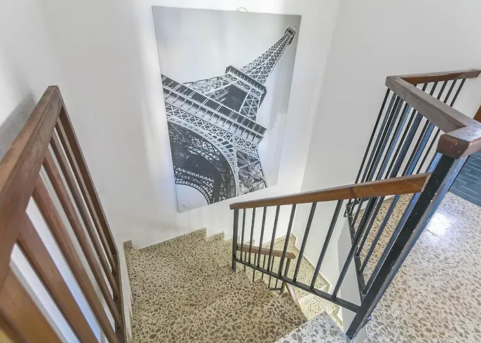 Canovas - Casa Con Jardin Privado En Centro Nerja