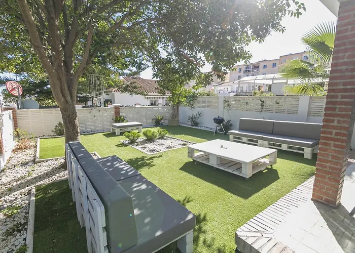 Casa vacanze Canovas - Casa Con Jardin Privado En Centro *