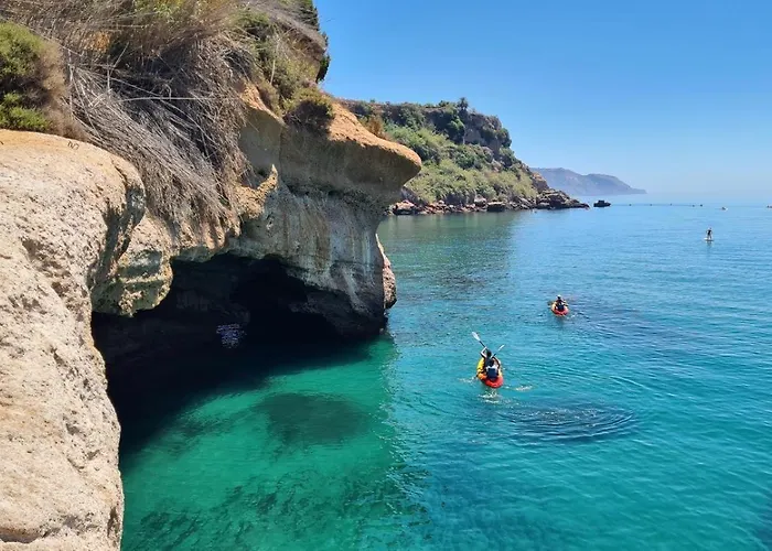 Canovas - Casa Con Jardin Privado En Centro * Nerja